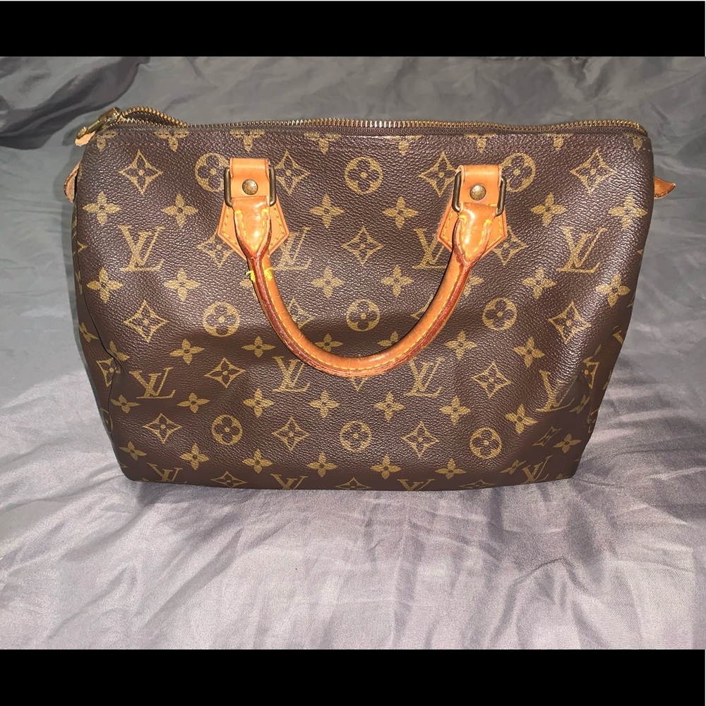 Authentic Louis Vuitton speedy 30
